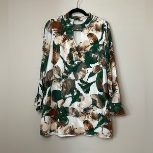 JODIFL Artsy Floral Print Keyhole Tunic Size L